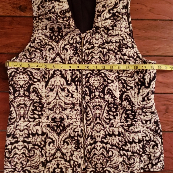 Vest "chico's " - Picture 3 of 8